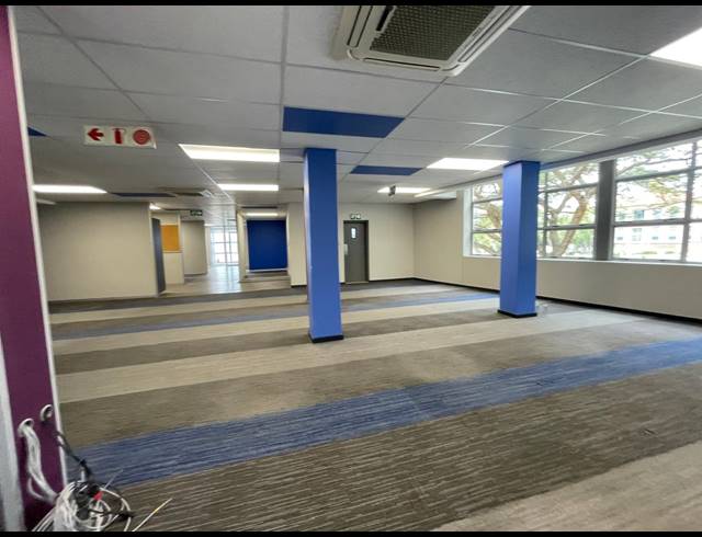 358M² OFFICE TO LET IN BRYANSTON